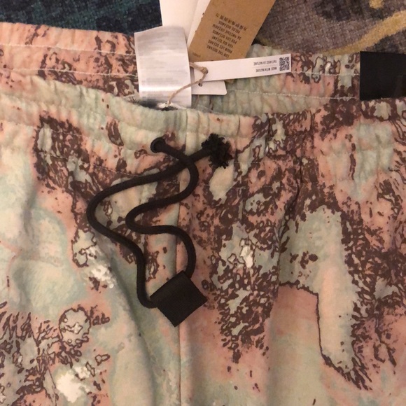 Adidas Parley sweat pants s different kind of pant - Picture 5 of 11